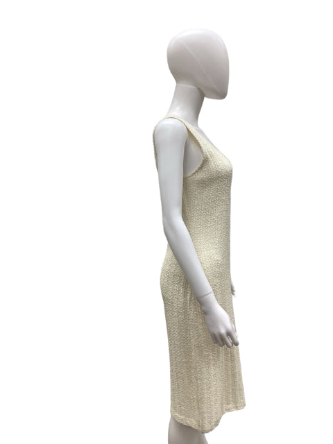st.john Size 8 Ivory Dress