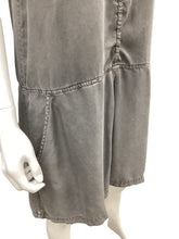 Load image into Gallery viewer, BURBERRY Size 6 Grey Dress