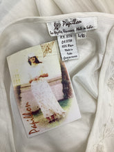 Load image into Gallery viewer, Papillon Size Large Ivory Dress