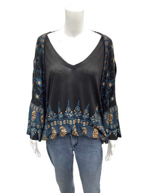 free people Size Medium Black/Colors Top