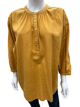 Load image into Gallery viewer, hester &amp; orchard Size Large Mustard Top