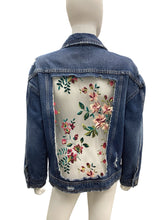 Load image into Gallery viewer, Size L/XL Denim Jacket